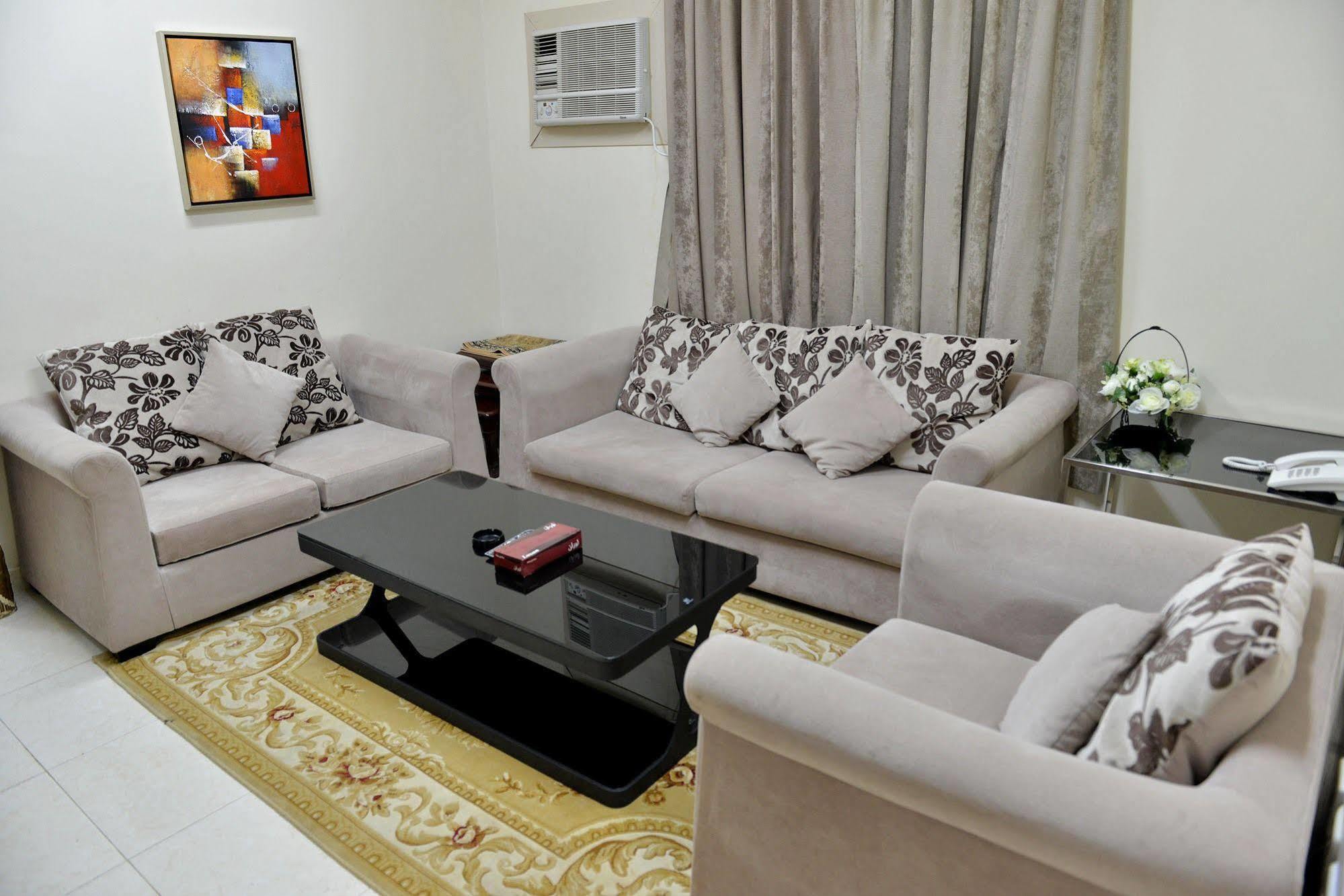 Al Mawasem Al Arbaa Aparthotel Al Al Jubail Εξωτερικό φωτογραφία
